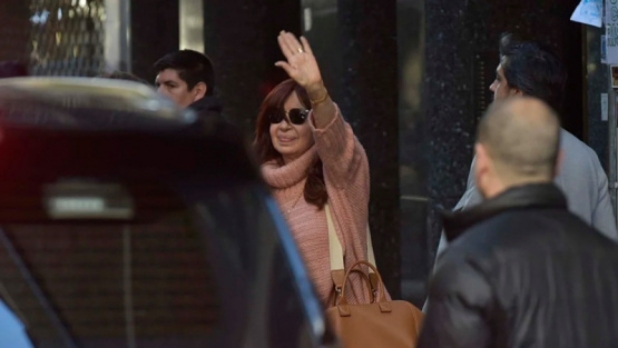 Cristina Kirchner declaró en la causa por el intento de asesinato: no se dio cuenta que le habían gatillado en la cara